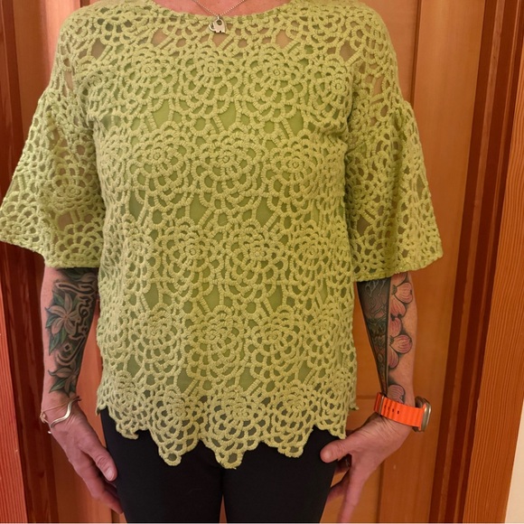 Sundance Catalog 2 Piece sheer embroidered blouse with matching camisole - Picture 5 of 7